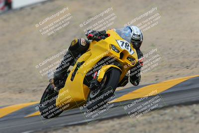 media/Jan-14-2023-SoCal Trackdays (Sat) [[497694156f]]/Turn 12 (120pm)/